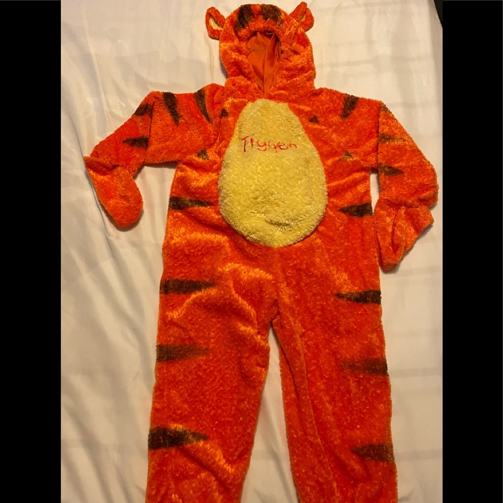 Disney Store Tigger Costume